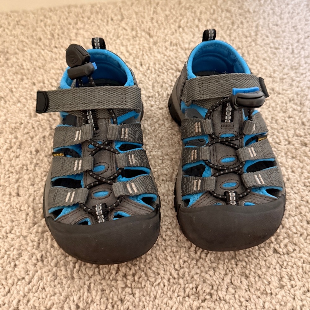 Keen Kids Grey and Blue Newport H2 sandal // Sz 9 - Picture 6 of 11